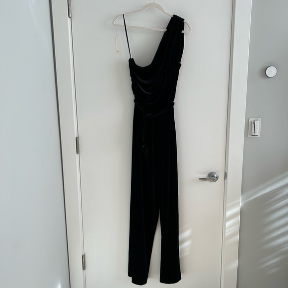 NWT Anne Klein One-Shoulder Velvet Jumpsuit - Picture 2 of 8